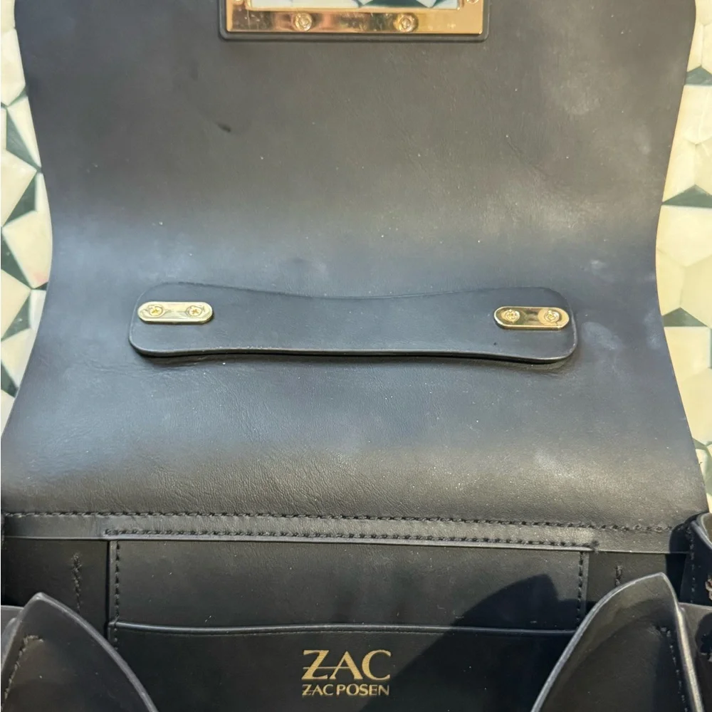 ♠️👜 Zac Posen Black Leather Top-Handle Satchel with Floral Embellished Strap 👜♠️